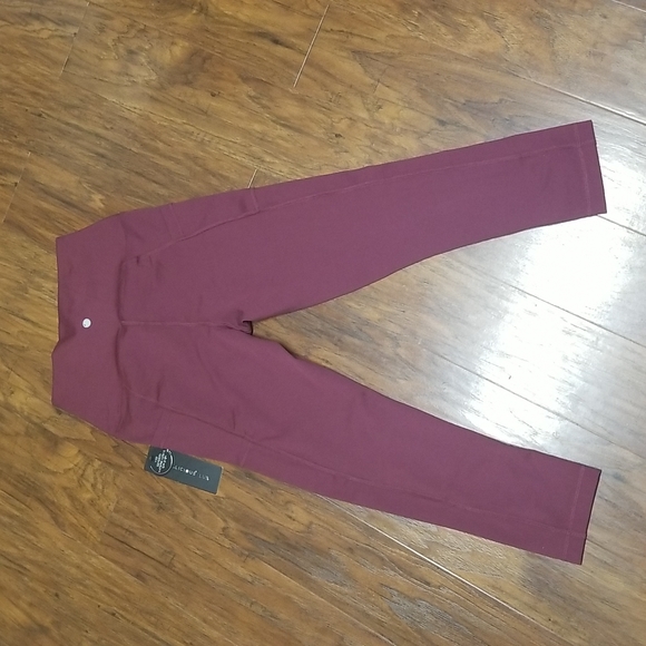 NWT Yogalicious Lux Mauvewood Burgundy Leggings Size Small - Picture 6 of 12